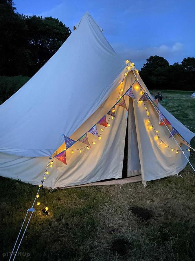 Готель Dorset Glamping Fields Corfe Mullen Екстер'єр фото