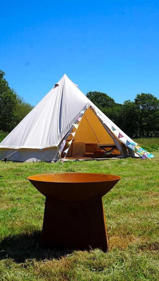 Готель Dorset Glamping Fields Corfe Mullen Екстер'єр фото